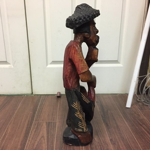 24" Hand Carved and Painted Working Man Wooden Statue Figure - Picture 6 of 11